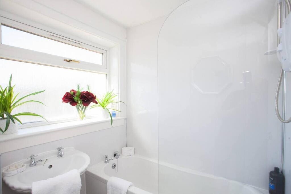 Cosy 1 Bed With Parking In City Centre Daire Glasgow Dış mekan fotoğraf