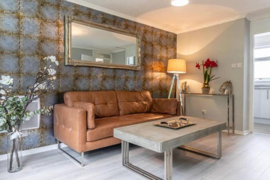 Cosy 1 Bed With Parking In City Centre Daire Glasgow Dış mekan fotoğraf
