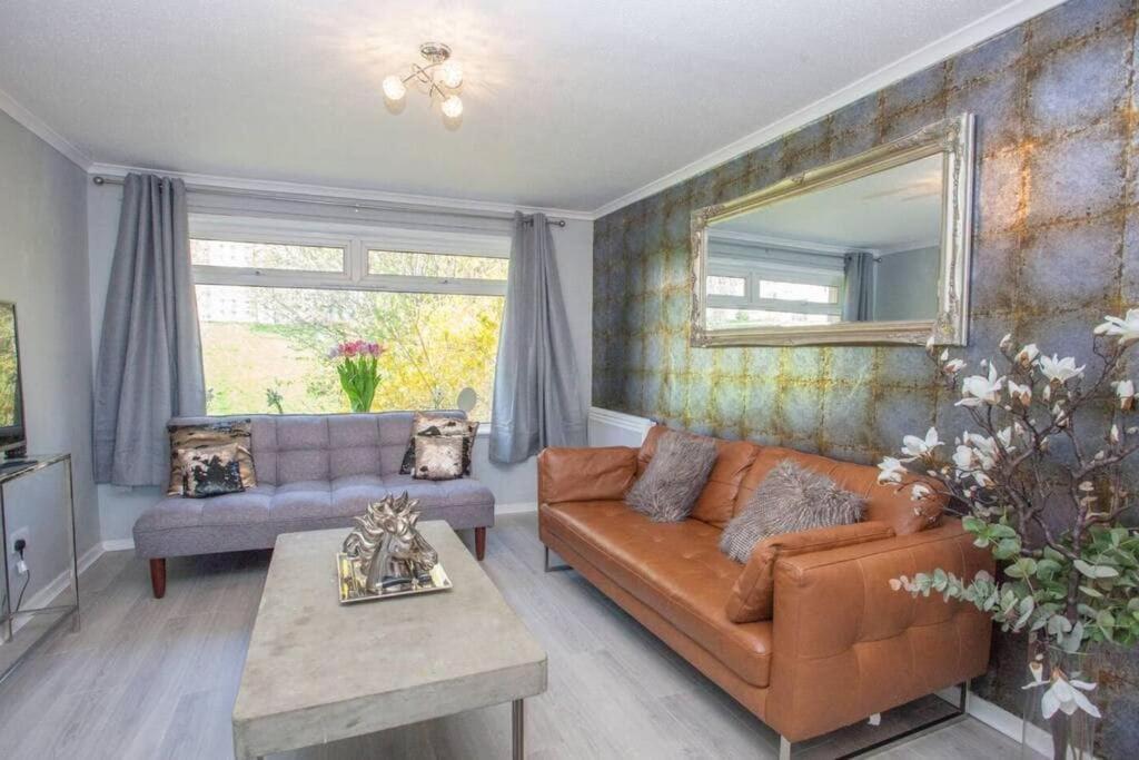 Cosy 1 Bed With Parking In City Centre Daire Glasgow Dış mekan fotoğraf